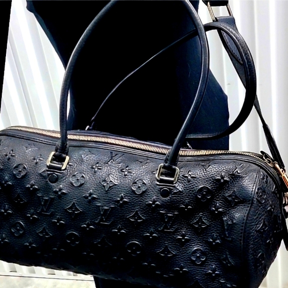 Louis Vuitton Handbags - Authentic Louis Vuitton monogram Revelation Neo Papillion GM make offers